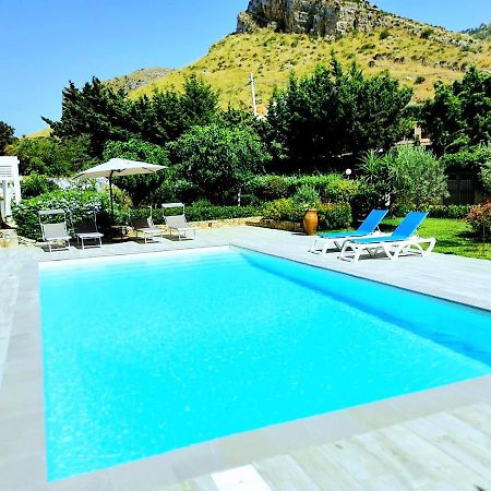 Villa Hibiscus Castellammare del Golfo Exterior foto
